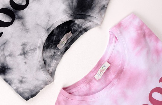 T-shirt tie dye
